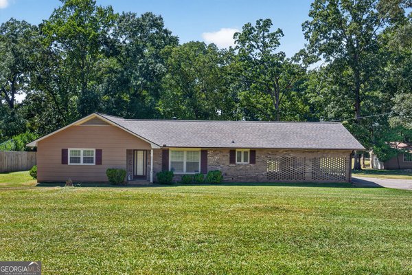 106 Iris Drive, Lagrange