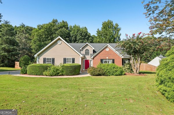 4672 Devencrest Lane, Buford