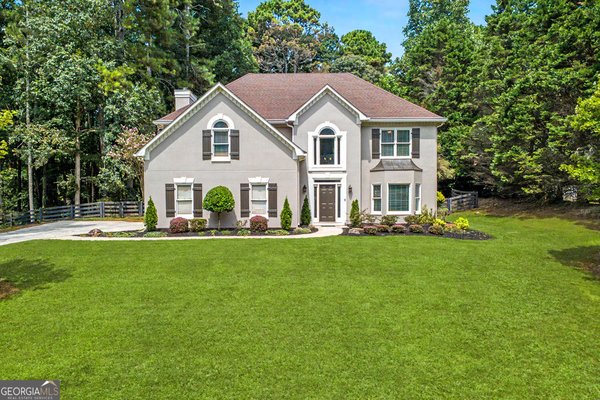 2590 Grassview Drive, Milton