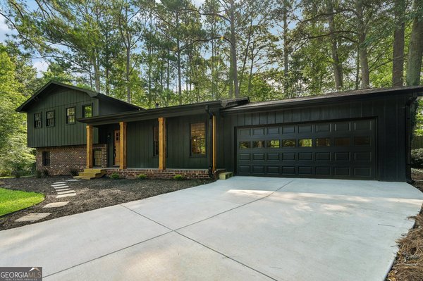 512 Wood Forest Court, Marietta