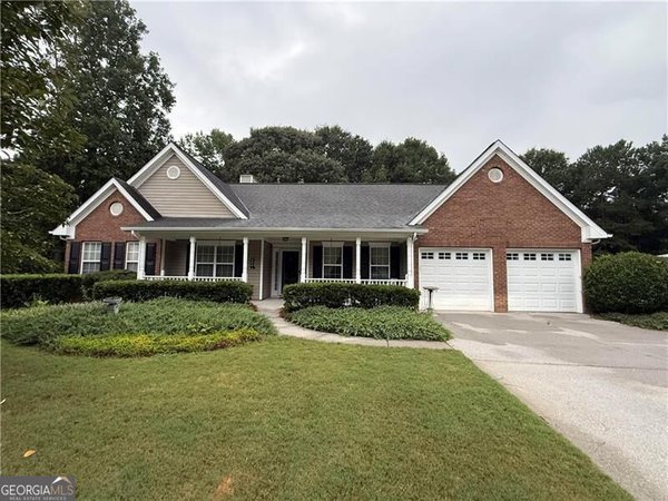 295 Glenn Eagles Way, Hiram