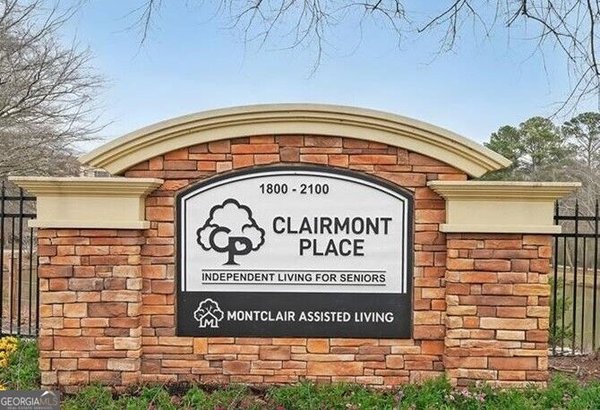 1800 Clairmont Lake, Decatur