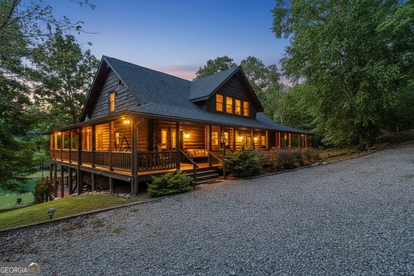 505 Old Salem Road, Mineral Bluff
