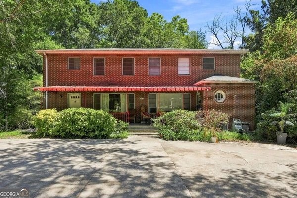 1515 Beech Valley Way, Atlanta