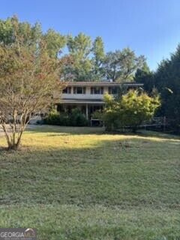105 Little John Way Newnan