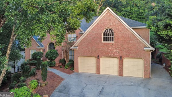 799 Oak Trail Drive, Marietta