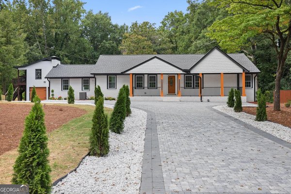 73 Indian Trail, Marietta