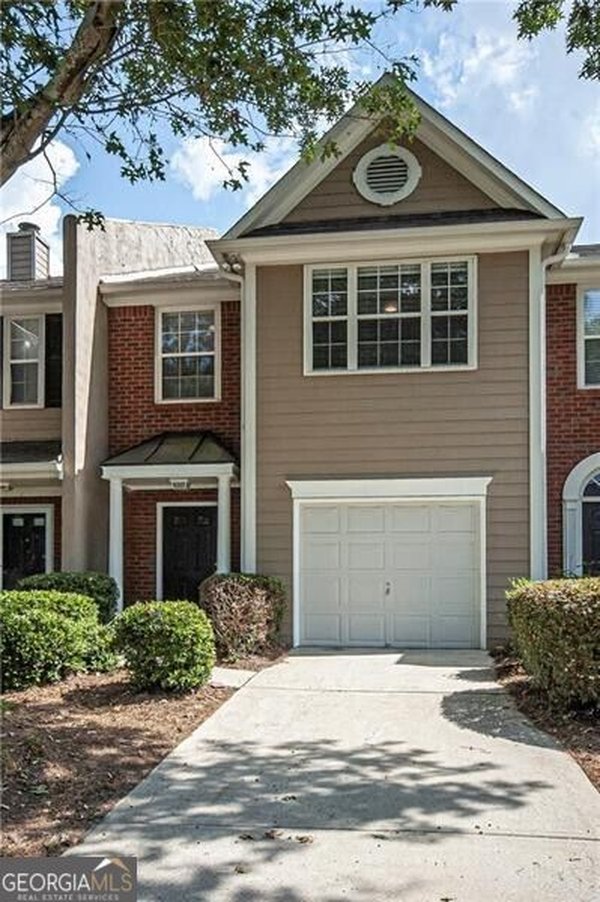 210 Parkgreen Road, Lawrenceville
