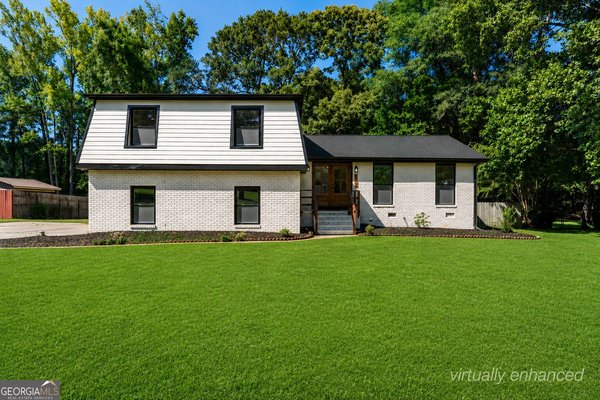 105 Lafayette Drive Fayetteville