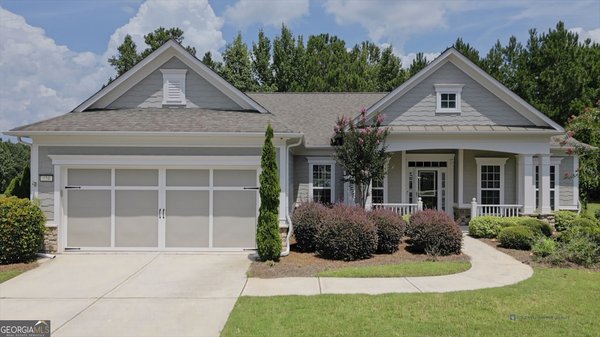 654 Bentgrass Court, Griffin