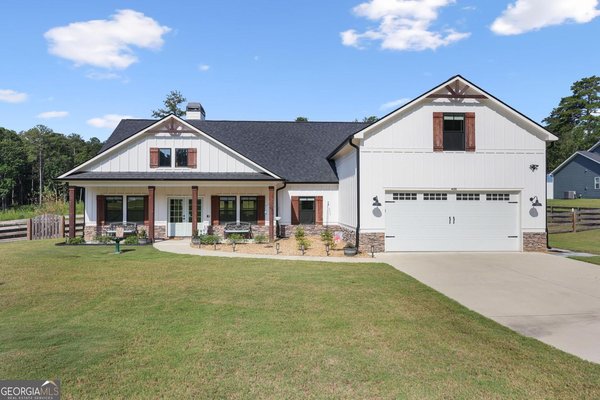 425 Rc Thompson Road, Dallas