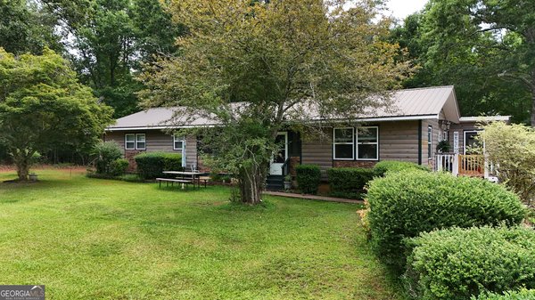 649 Stansel Road, Cleveland