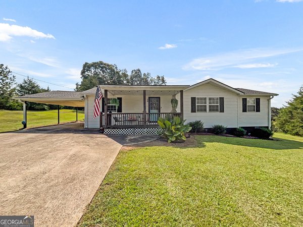 680 Hunters Creek Road, Toccoa