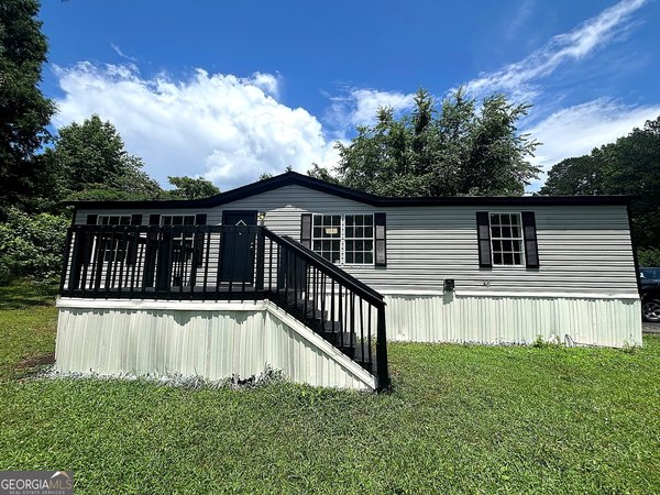 225 Stratford Drive Hampton