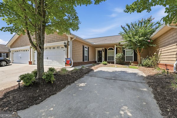 1903 Summit Drive, Dalton