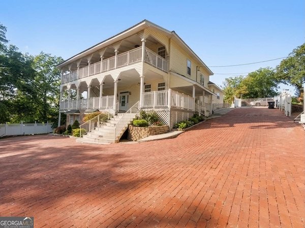 209 Hagen Street, Dalton