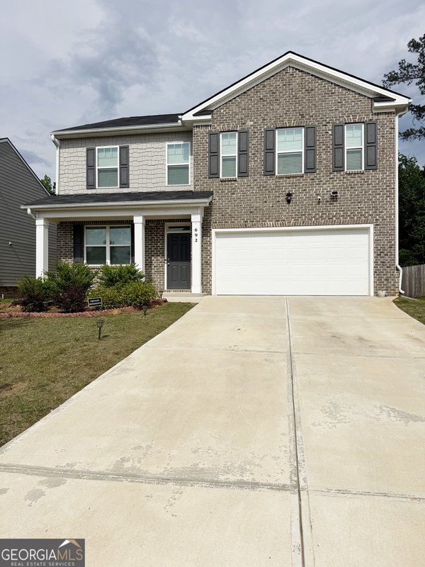 692 Whitman Lane, Stockbridge
