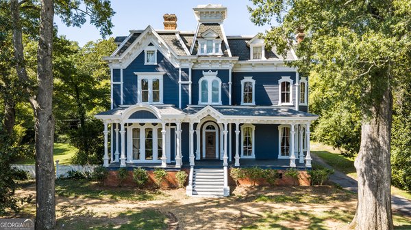 906 2nd Avenue Rome