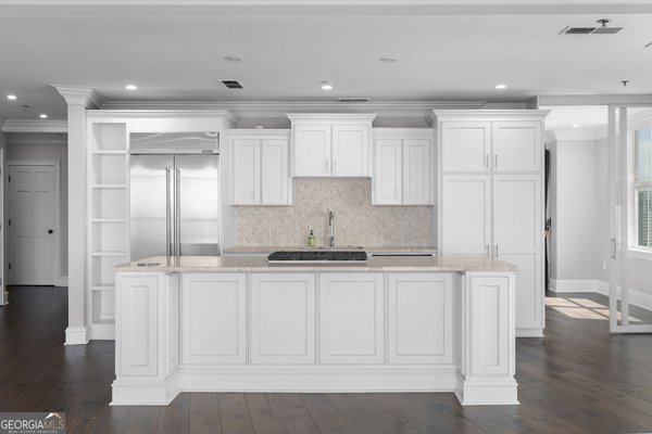 2881 Peachtree Road, Atlanta