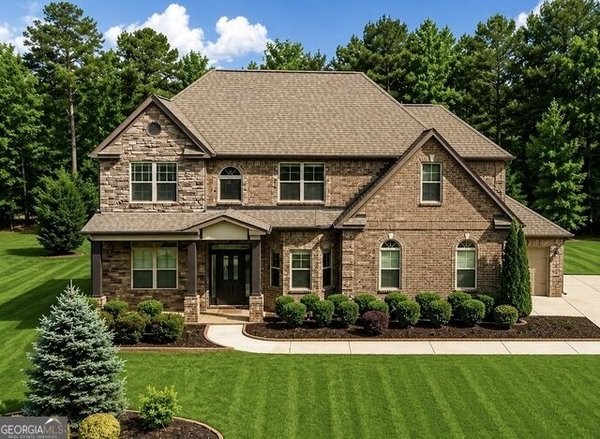 2589 Lake Erma Drive Hampton