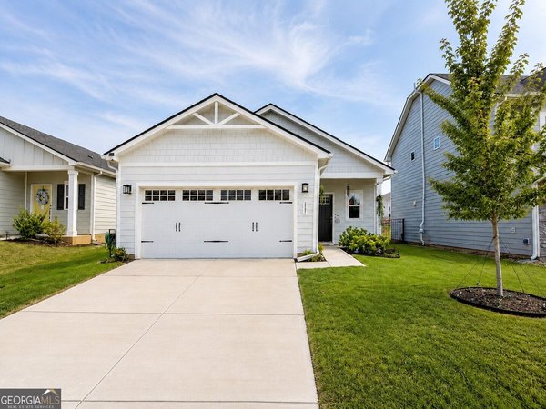 367 Moosehead Trail, Hoschton
