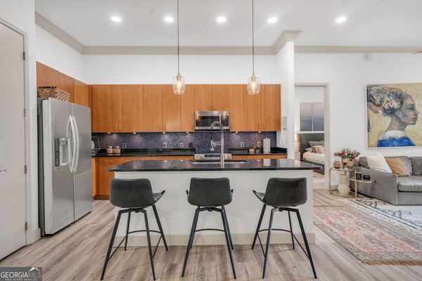 main picture of 711 Cosmopolitan Drive, Atlanta