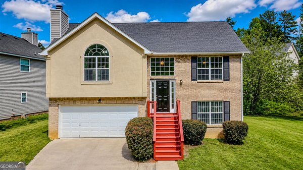 6196 Idlewood Circle Lithonia