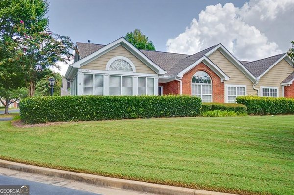 137 Vintage Club Circle Marietta