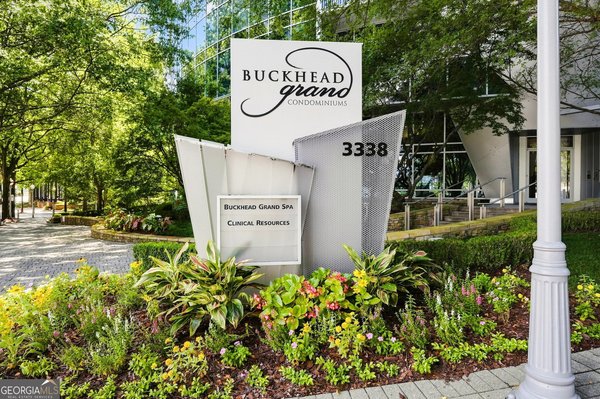 3338 Peachtree Road, Atlanta