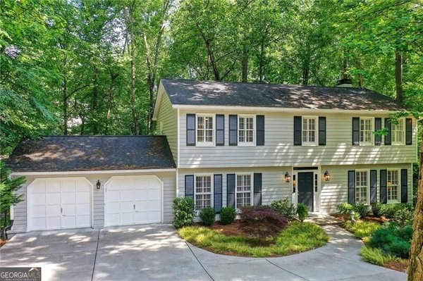 635 Winding Creek Court, Sandy Springs