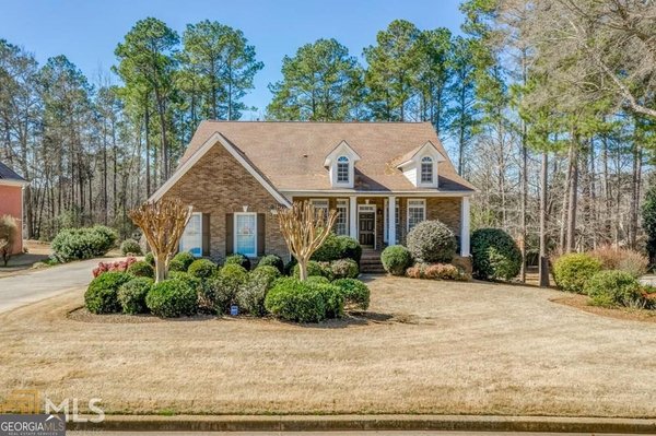 2940 Weatherstone Circle Conyers