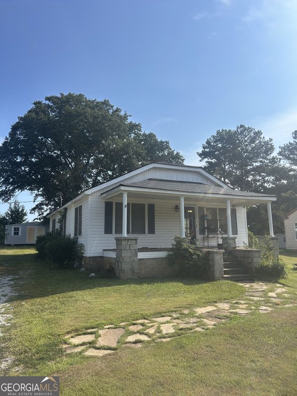 63 Clairmont Avenue Elberton