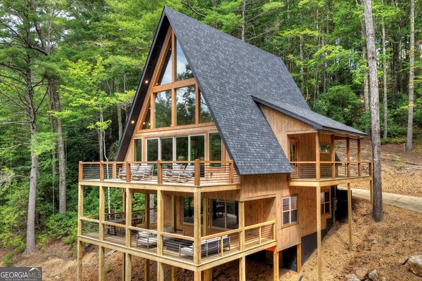 1821 Stanley Creek Road, Cherry Log