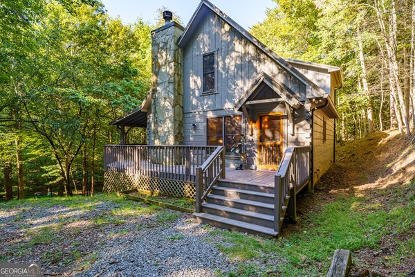 19 Blackberry Falls Lane, Ellijay