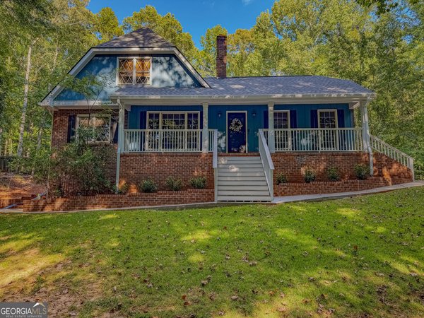 400 Darren Drive, Fayetteville