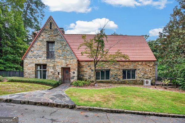 1414 Dinglewood Drive, Columbus