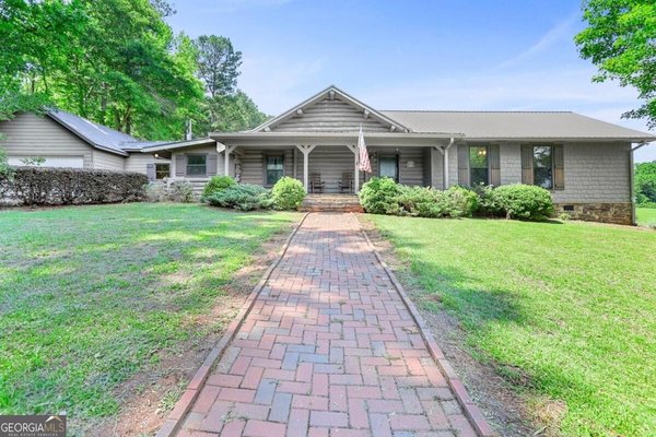 120 Jandale Drive, Lagrange