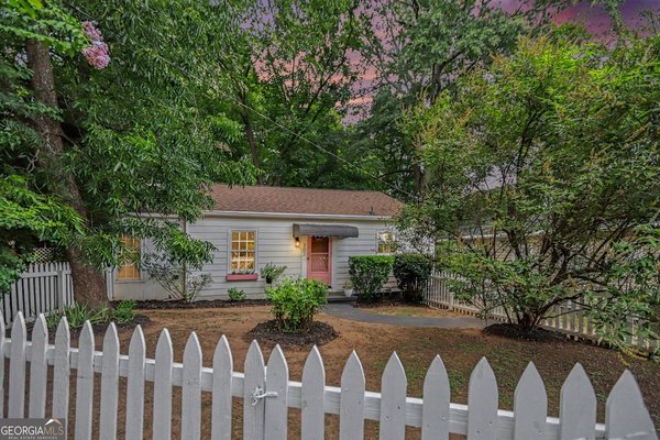 702 Glenwood Avenue, Atlanta