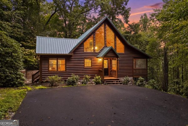123 Lone Oak Drive, Blue Ridge