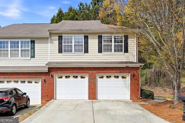 1006 Ivydale Circle, Lawrenceville