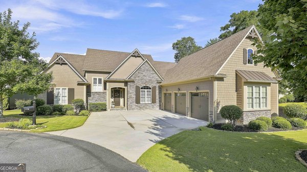 402 Vanderbilt Parkway Newnan