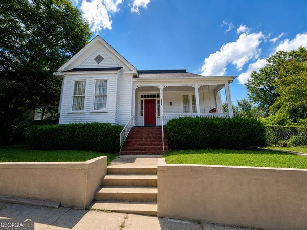 992 Spring Street, Macon