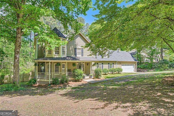 125 Picketts Lake Drive Acworth