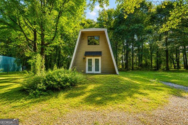 555 Freeman Drive, Athens