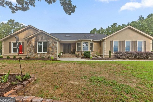 2837 Highway 411 Chatsworth
