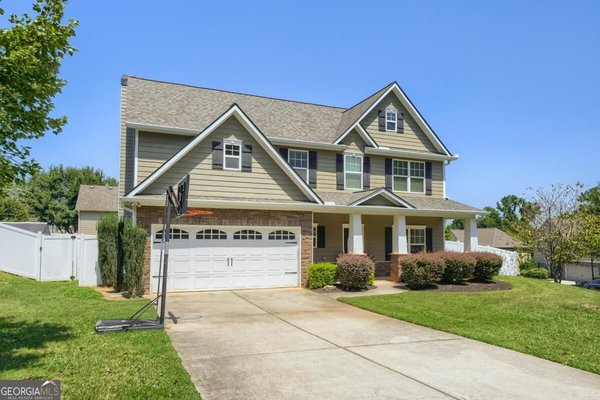 98 Village Park Drive, Newnan