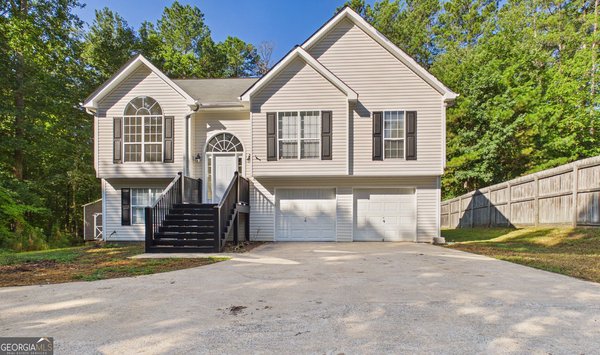 75 Lauren Overlook, Newnan