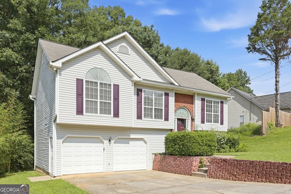 4876 Hunt Club Drive, Flowery Branch