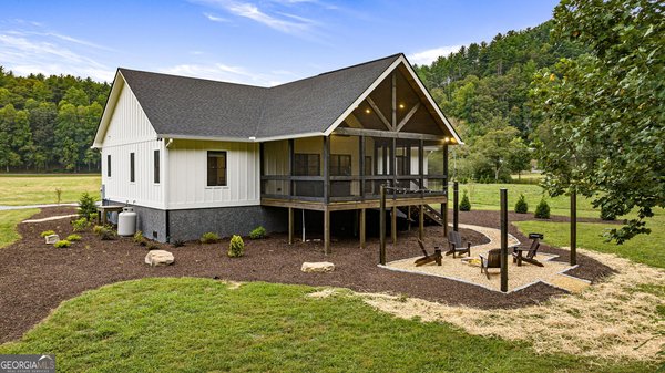 235 Conasauga Creek Ellijay
