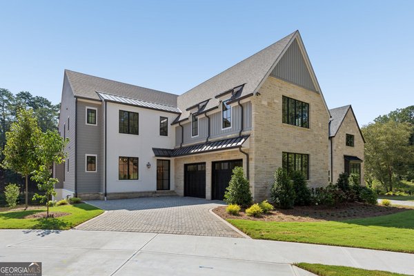 140 Lake Estates Drive Roswell